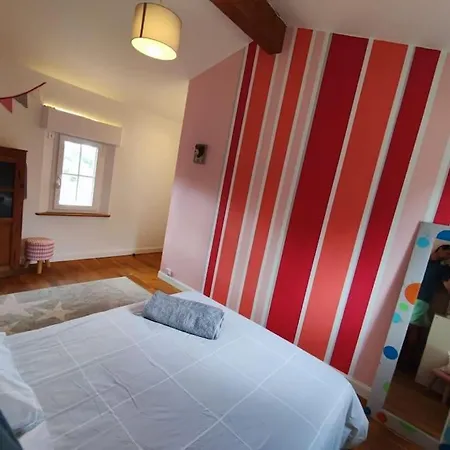 Holiday home Grande Maison Au Calme *