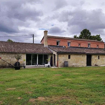 Grande Maison Au Calme Saint-Andre-de-Cubzac